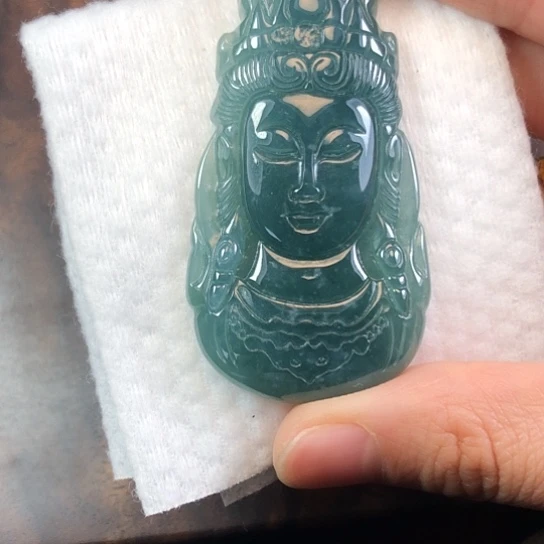 翡翠未镶嵌颈饰缅甸A货，每天下午1点半开播