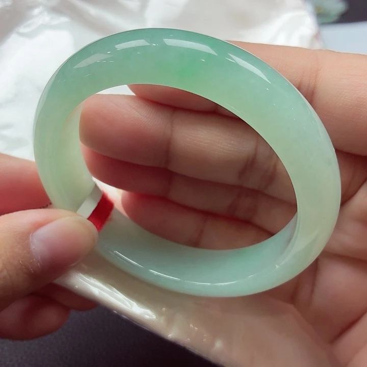 翡翠未镶嵌手镯天然缅甸A货翡翠