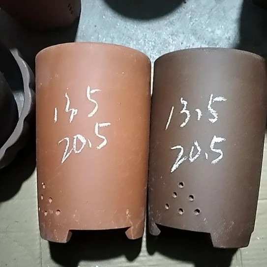 紫砂红泥紫泥大笔筒两个