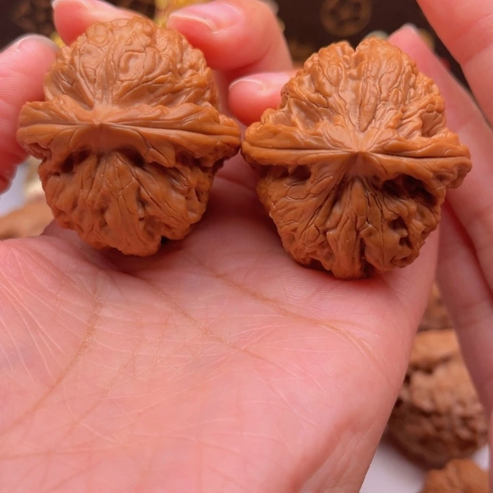 木质类文玩红锦鲤44