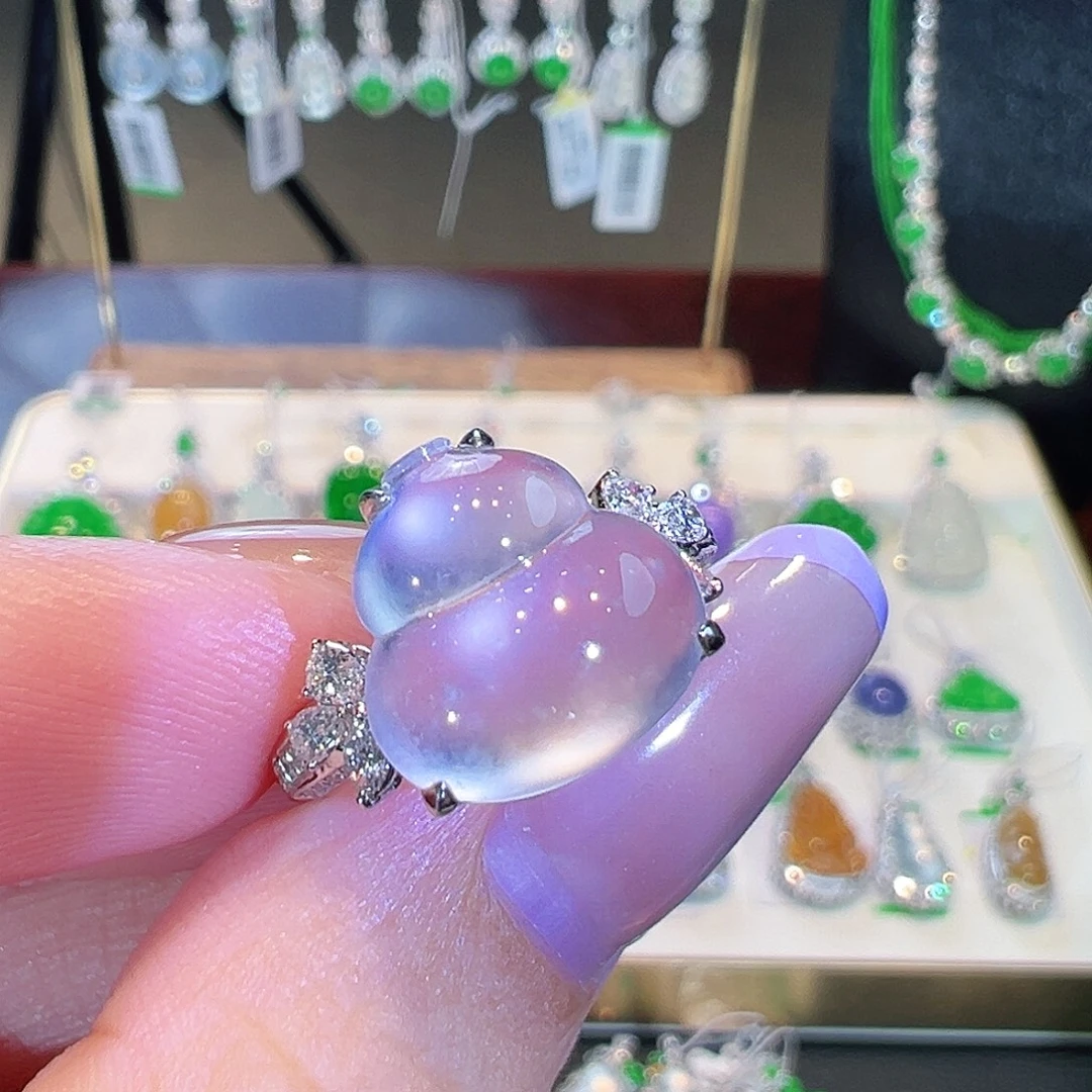 18K金镶嵌戒指翡翠翡翠