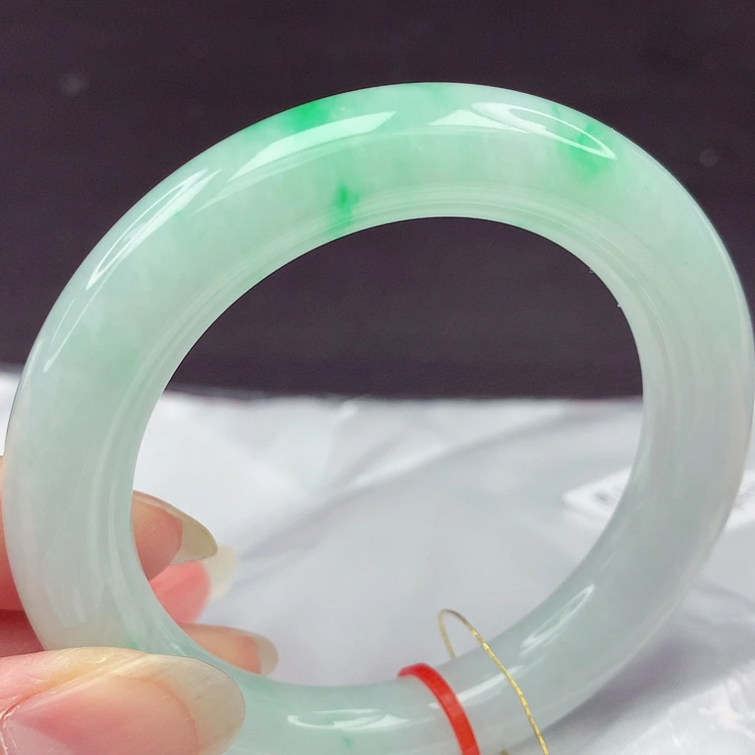 翡翠未镶嵌手镯5253圆217