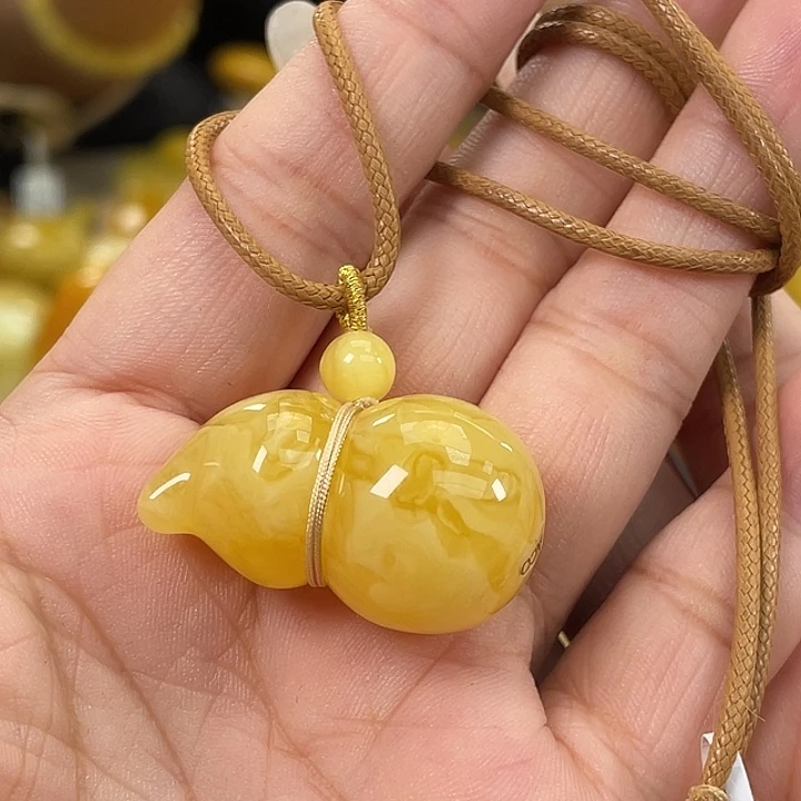 琥珀未镶嵌珠宝奇石琥珀h35