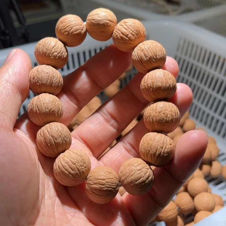 猴头核桃吊坠手串