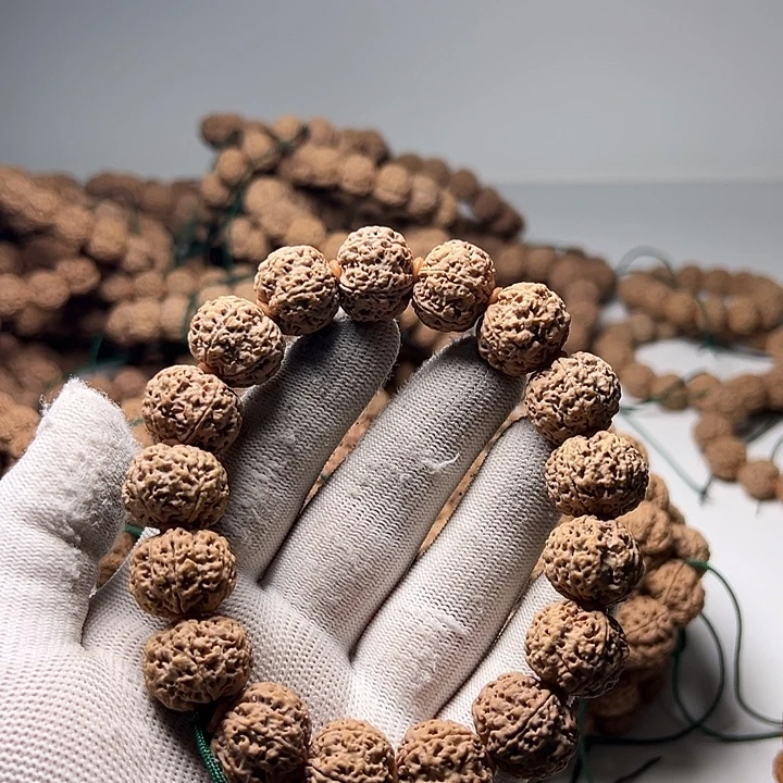 青***客吊坠金刚菩提18梅花双龙