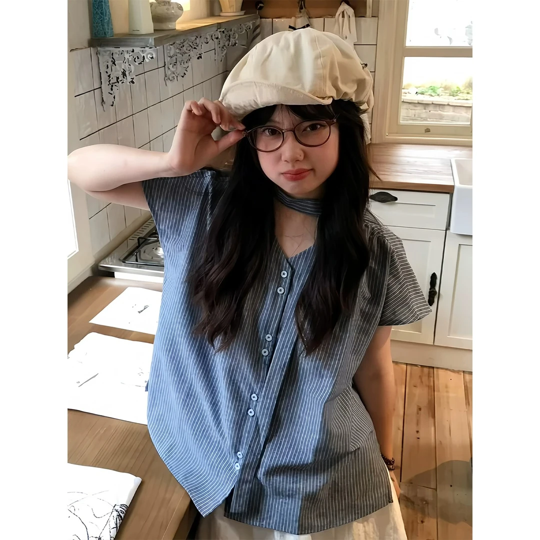 韩系小众设计感飘带条纹短袖衬衫女2025夏季新款休闲百搭V领上衣