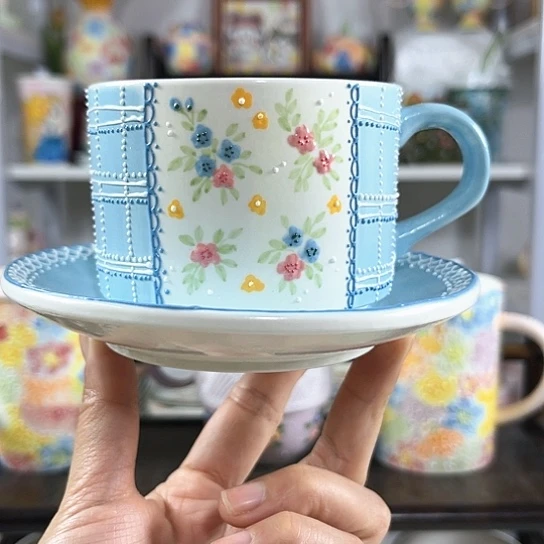 手绘高温釉下彩陶瓷