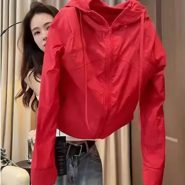 欧货爆款高级感超好看上衣多巴胺红色轻薄款连帽防晒衣外套女夏季