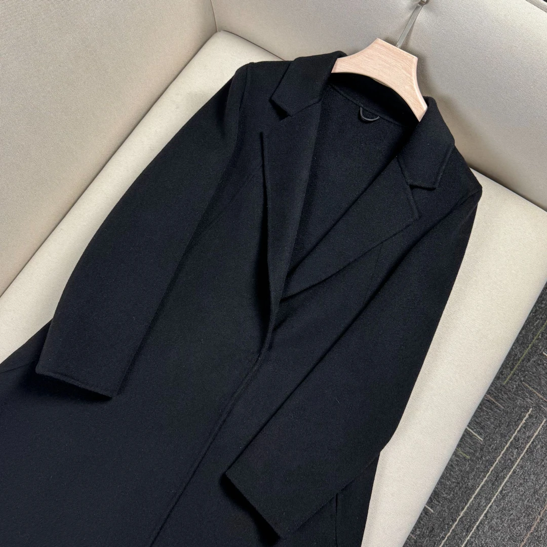 女款羊毛时尚大衣毛呢