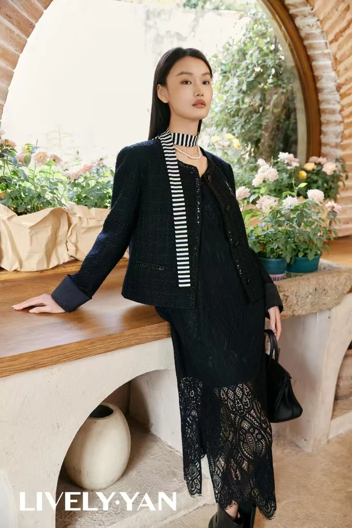 LIVELY.YAN俪妍42262经典复古小香外套