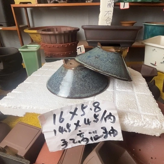 宜兴紫砂花盆二个