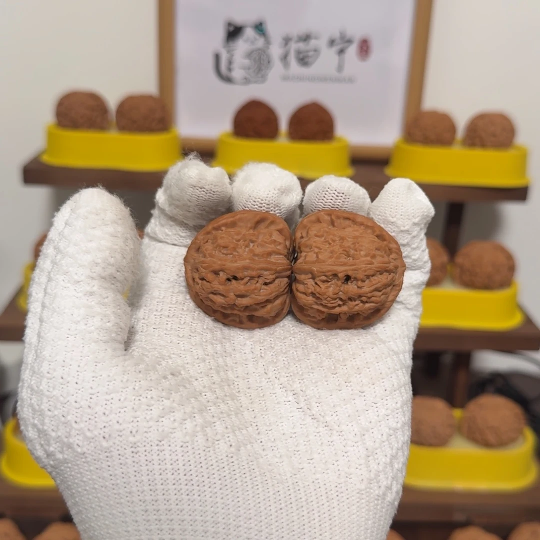 文玩核桃吊坠全品三角白39尺