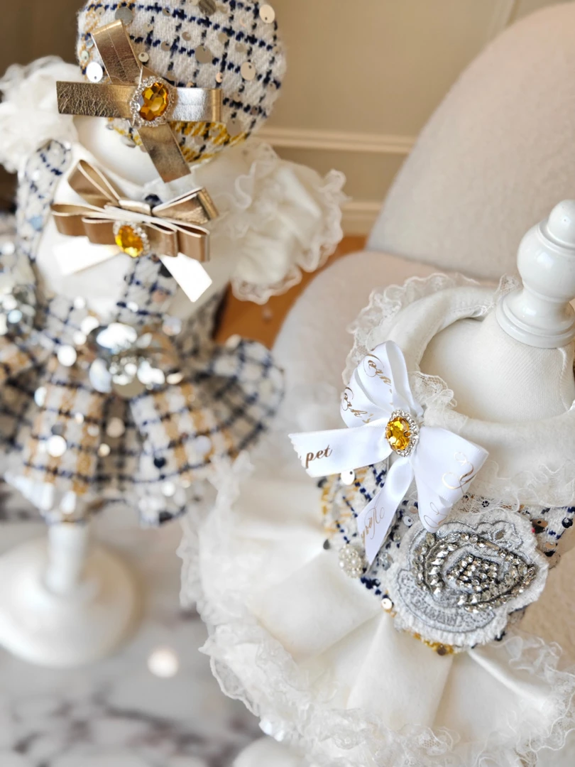 2024秋冬毛呢皇家JK两件套黄白女款毛呢连衣裙帽子