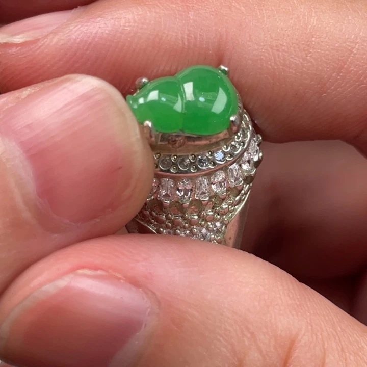 翡翠未镶嵌戒指缅甸天然翡翠