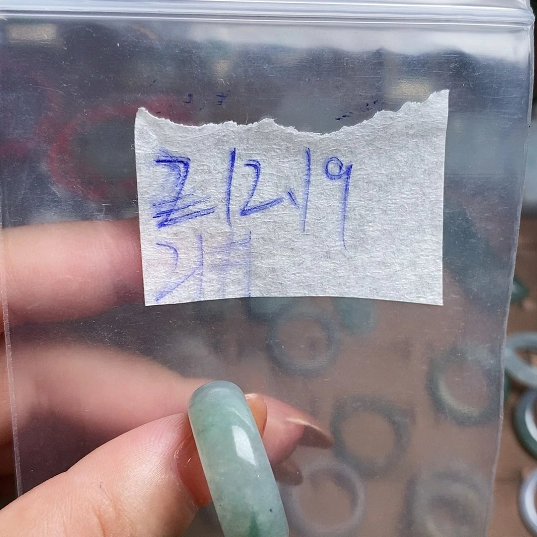未镶嵌定制翡翠我****凉