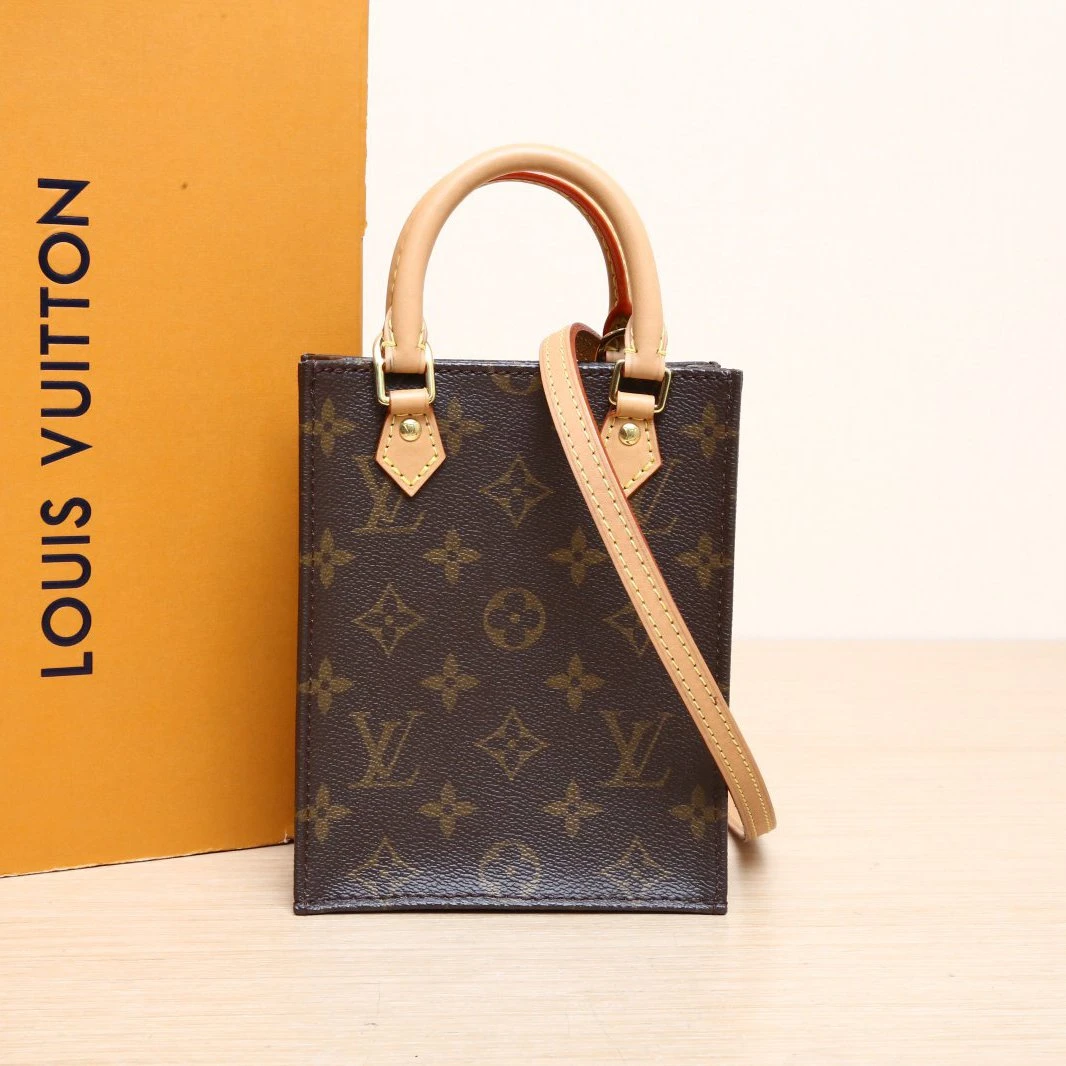 95新 LouisVuitton/路易威登 小花双双 琴谱包 14 老花 PVC 芯片
