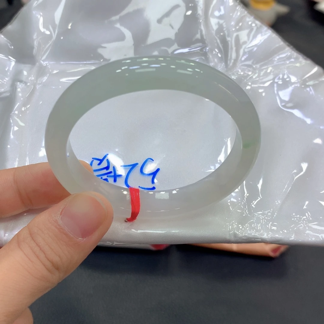 翡翠未镶嵌手镯翡翠47