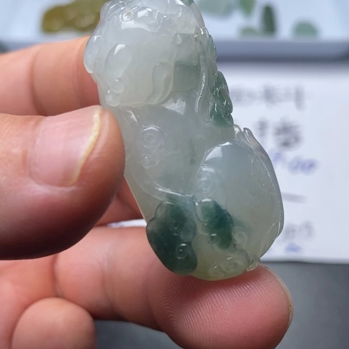 定制翡翠未镶嵌包工