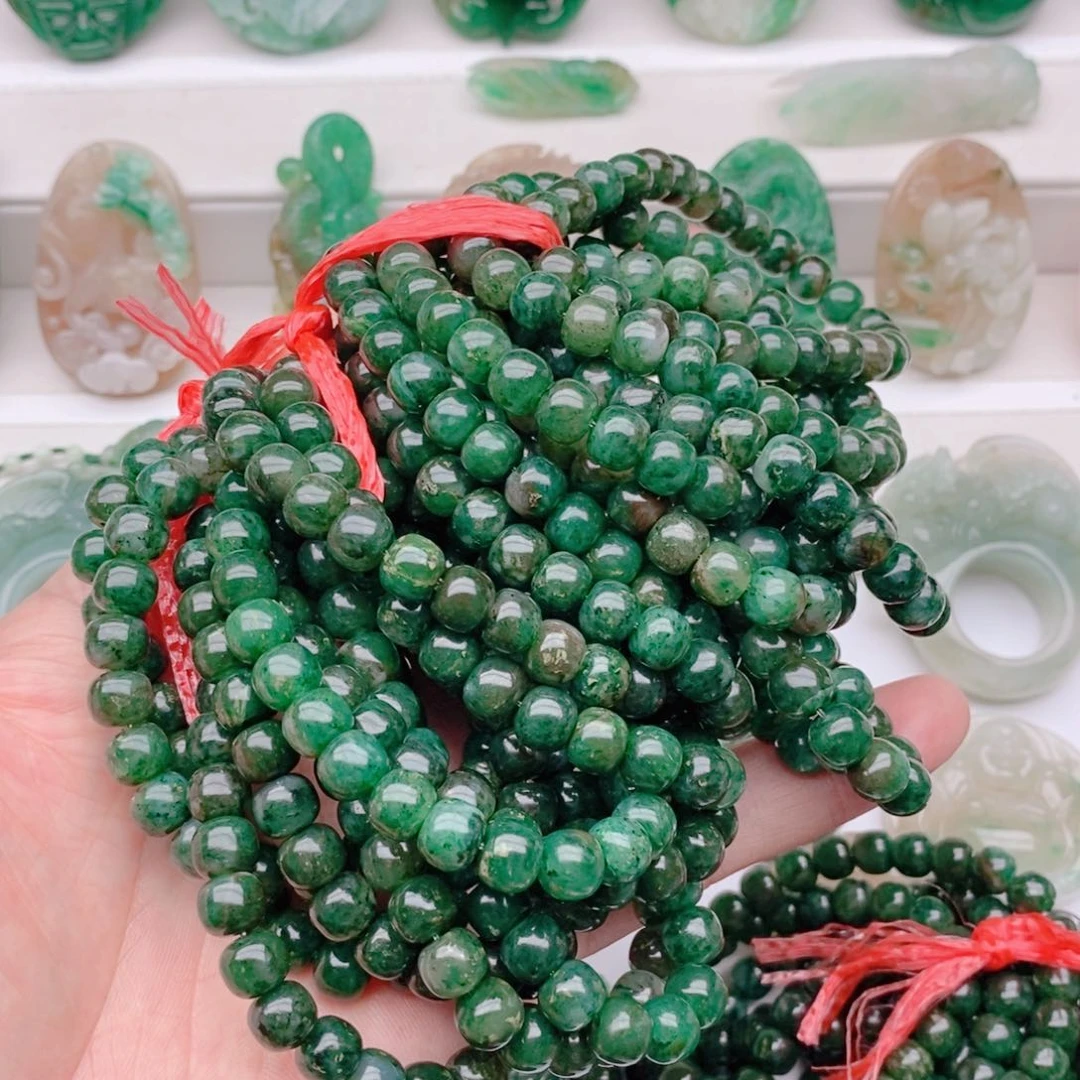 独山玉未镶嵌颈饰山*经