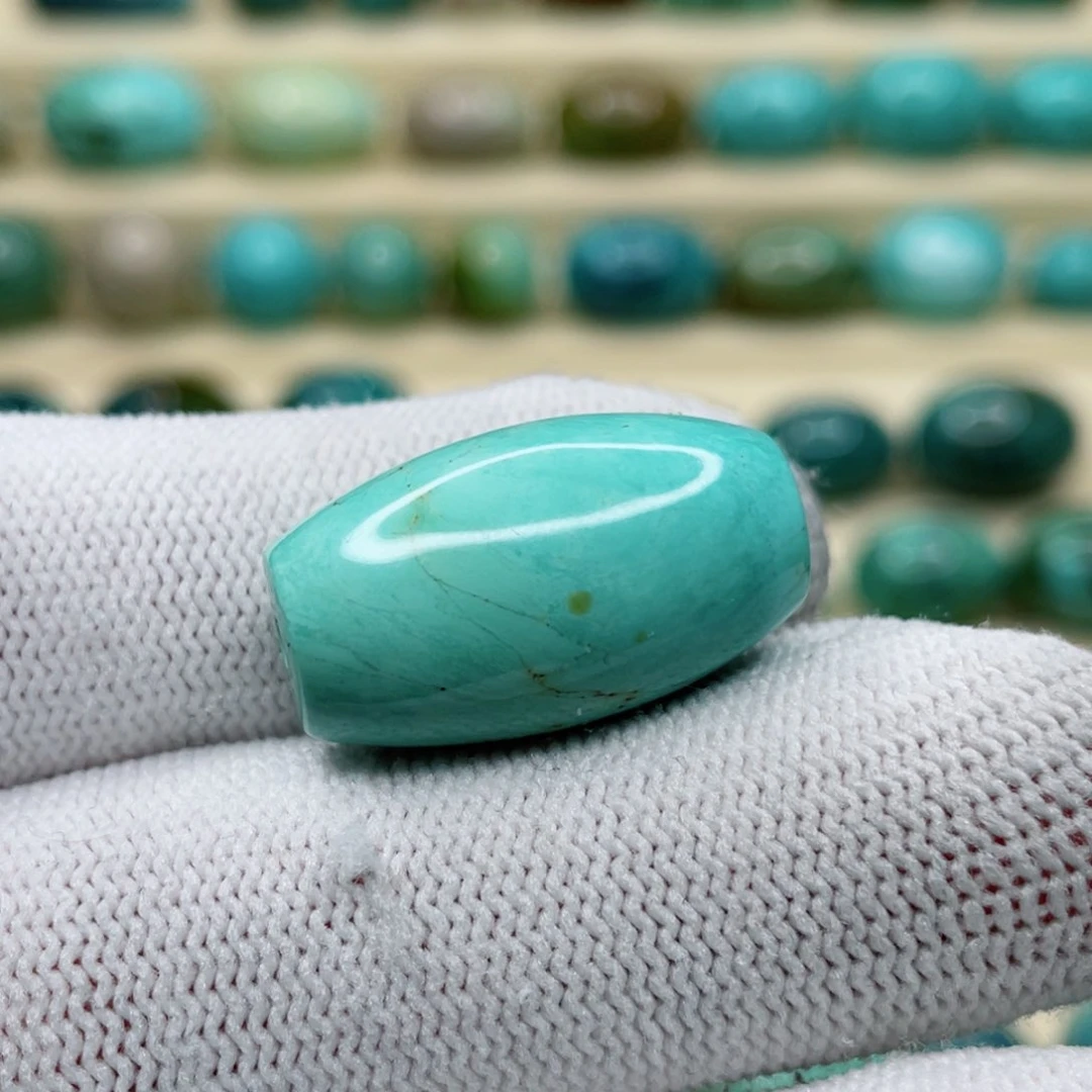 未镶嵌绿松石珠宝奇石璞**馆