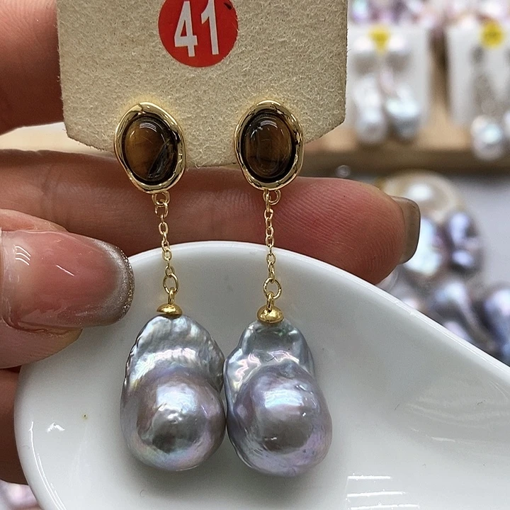 银S925镶嵌淡水珍珠耳饰