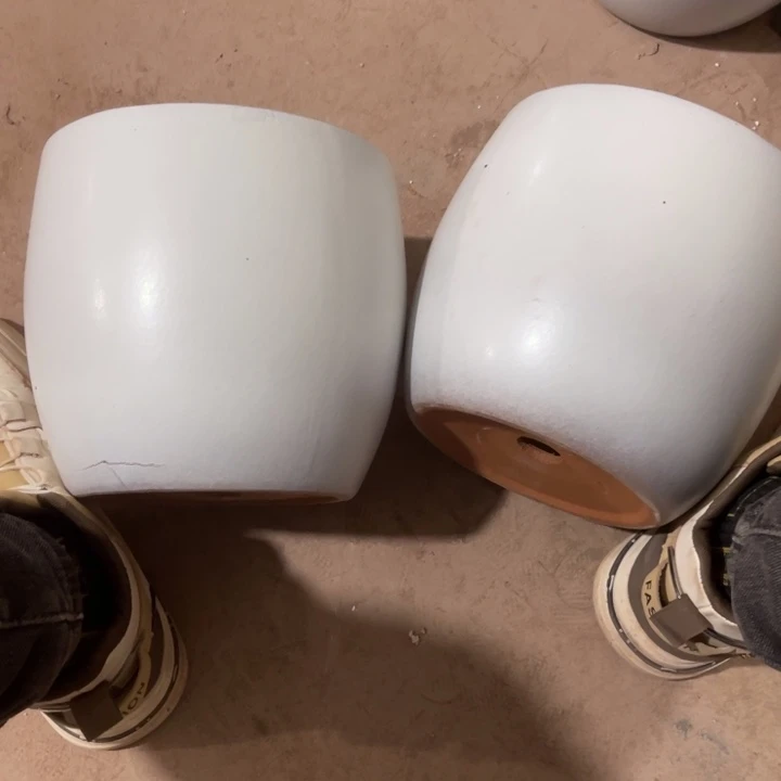 花盆紫砂口径20高度2两只瑕疵