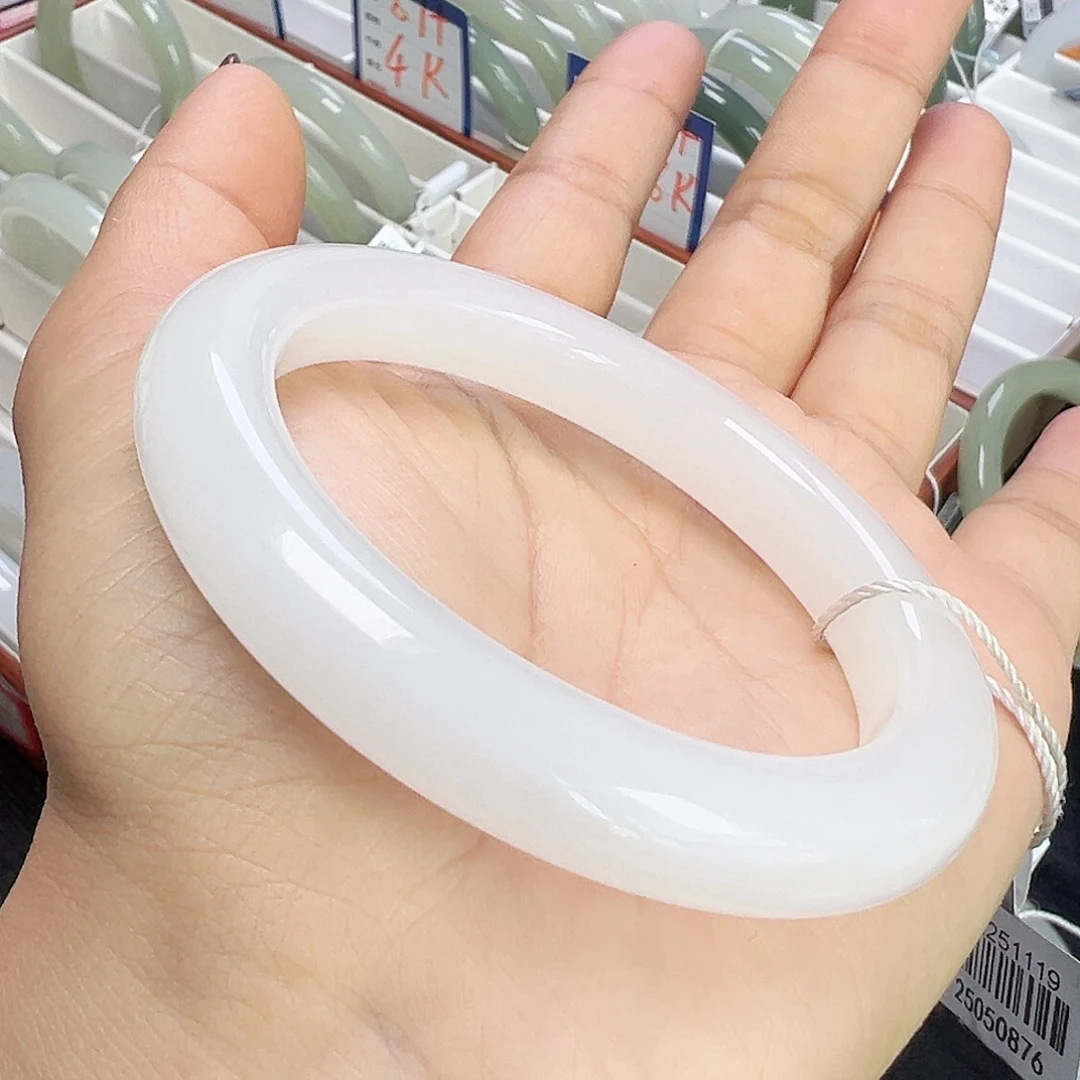 和田玉未镶嵌手镯冰透白