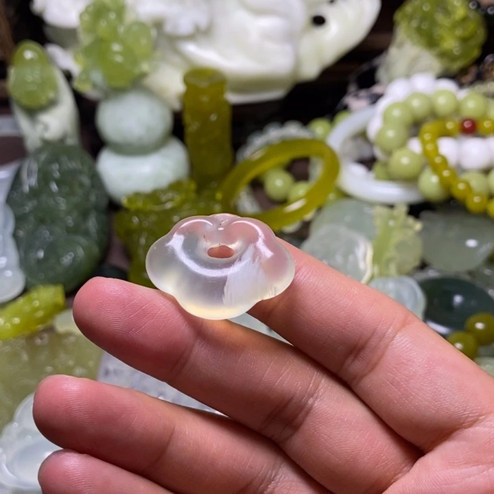 岫玉未镶嵌岫玉颈饰