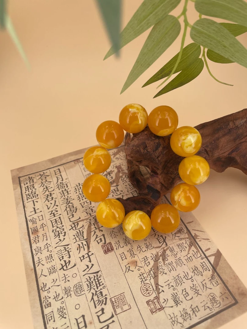 S105鸡油黄飘花单圈手串大小可选