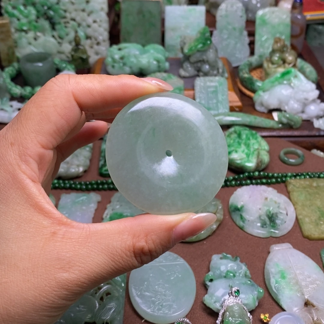 用***3颈饰未镶嵌翡翠1111111111111111