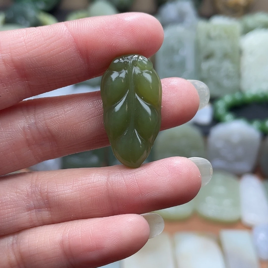 和田玉未镶嵌吊坠(不含链)