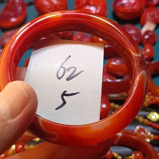 手镯玛瑙/玉髓未镶嵌