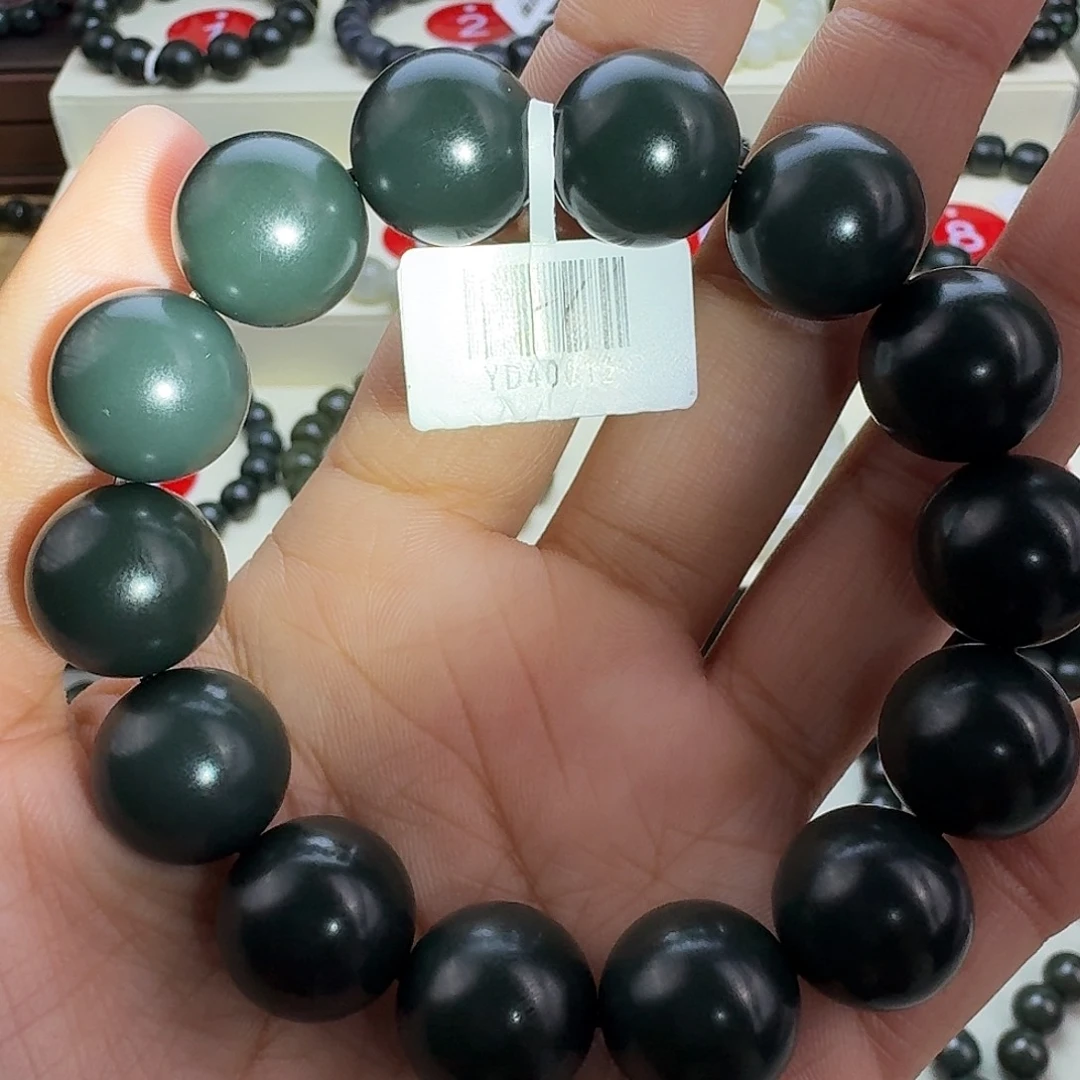 和田玉未镶嵌手串