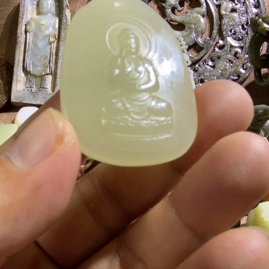 和田玉（糖玉）未镶嵌挂件