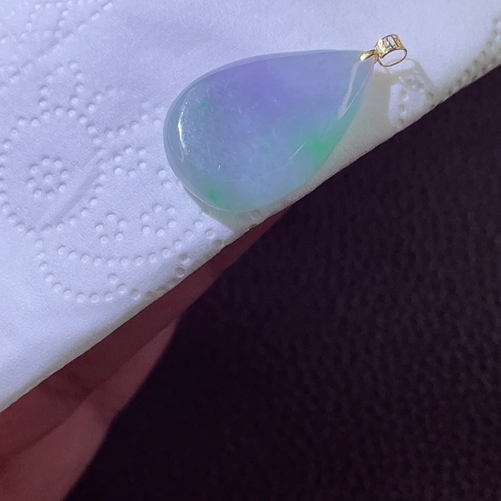 颈饰18K金镶嵌翡翠翡翠