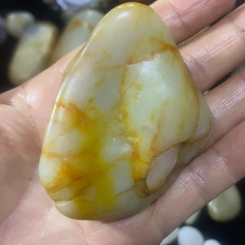 和田玉（糖玉）未镶嵌挂件