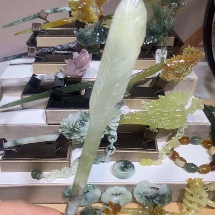 蛇纹石玉发饰未镶嵌