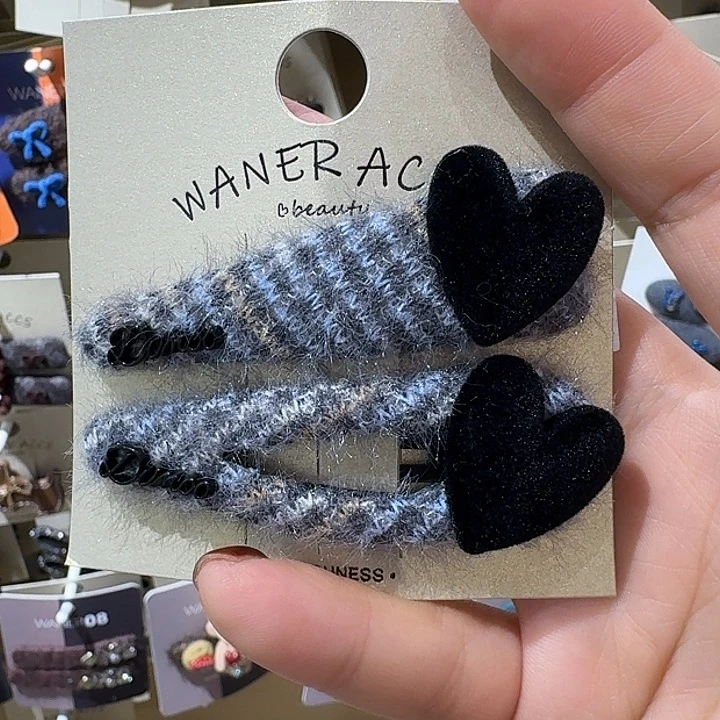 皮质铁合金爱心拜拜