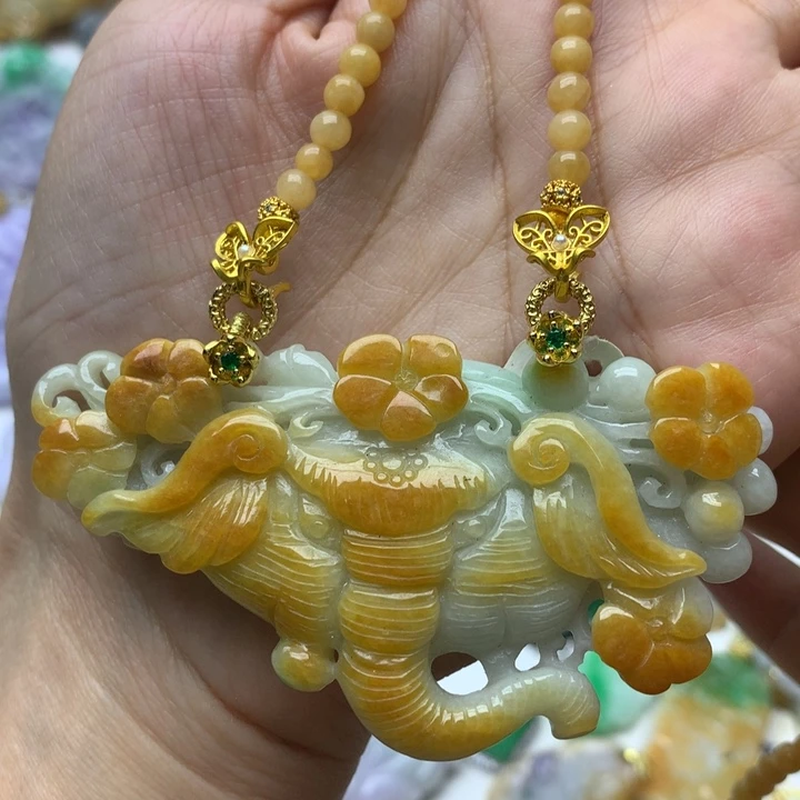 颈饰未镶嵌翡翠翡翠