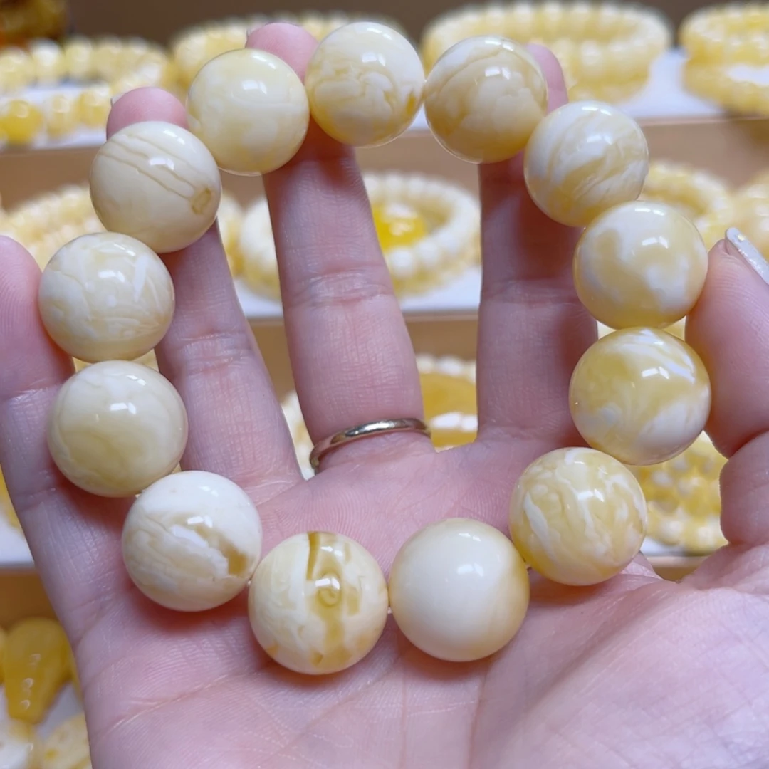 琥珀未镶嵌颈饰天然蜜蜡