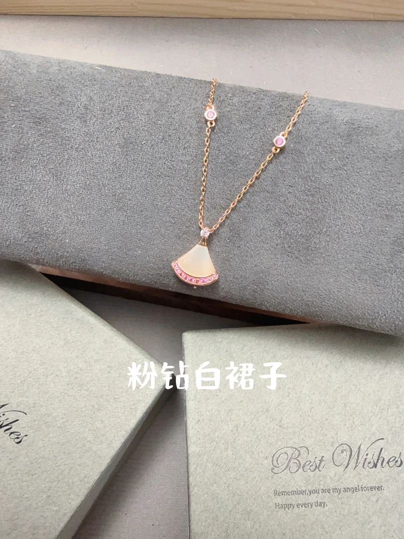 合金项链 V金CNC工艺项链 粉砖白裙子项链 058