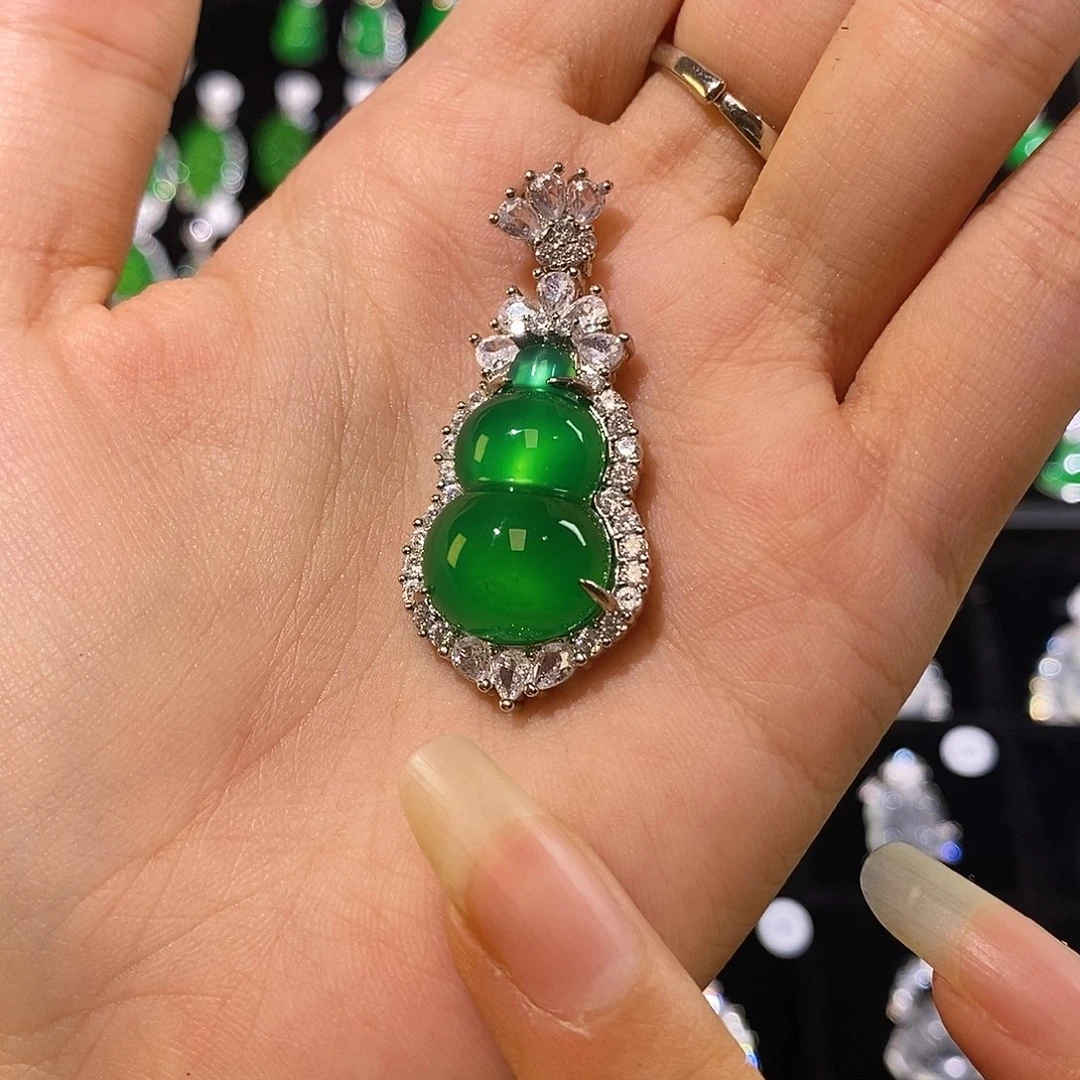 玛瑙/玉髓颈饰合金