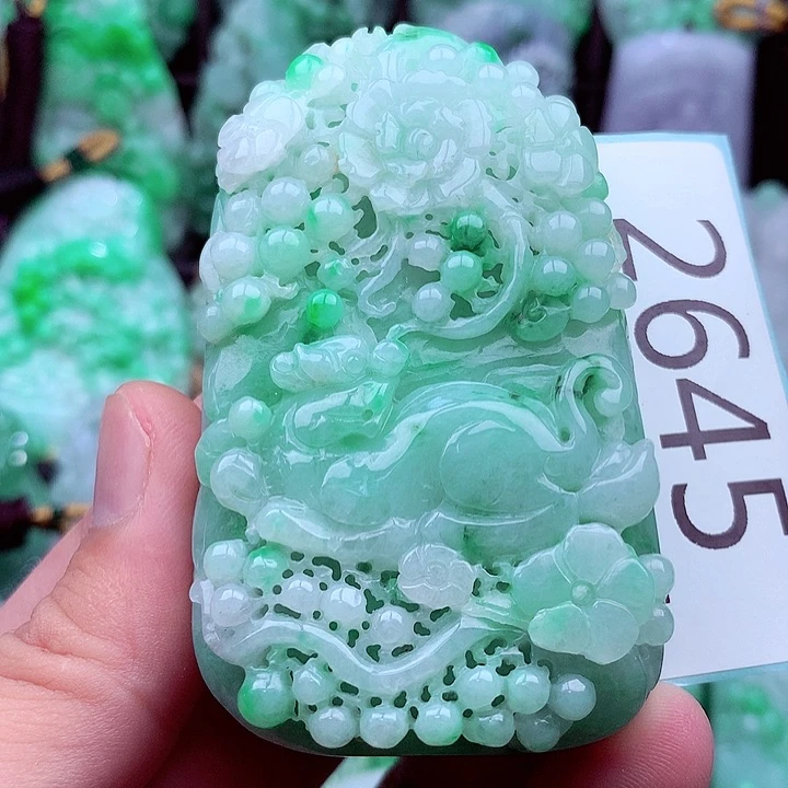 翡翠未镶嵌吊坠(不含链)