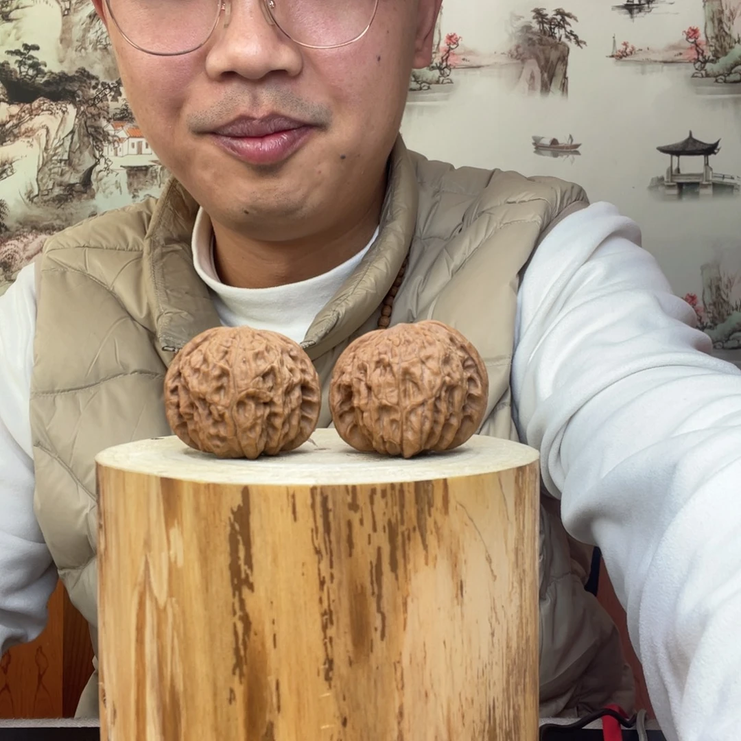 文玩核桃把件磨盘