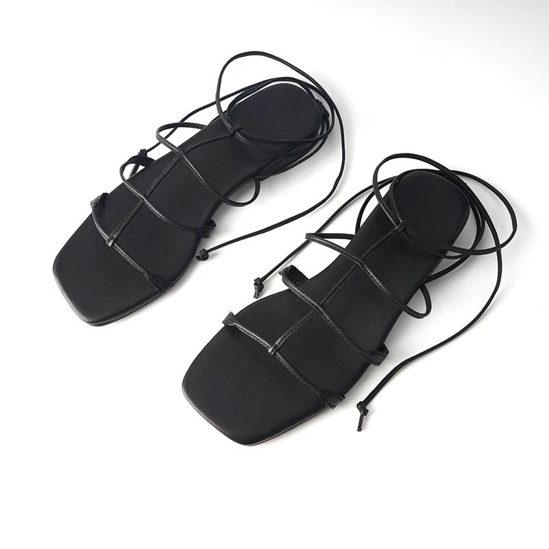 THINN方头牛皮可调节绑带罗马凉鞋
