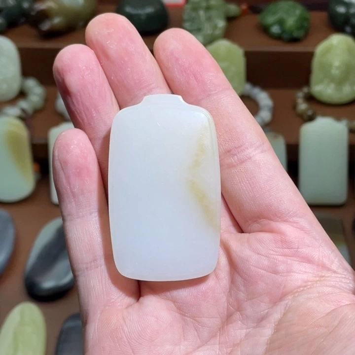 爷***和田玉未镶嵌颈饰