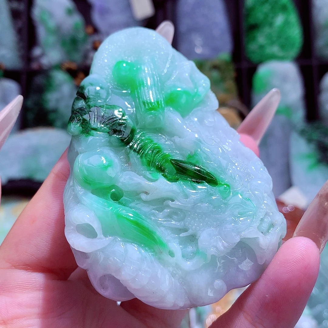 翡翠未镶嵌颈饰挂件