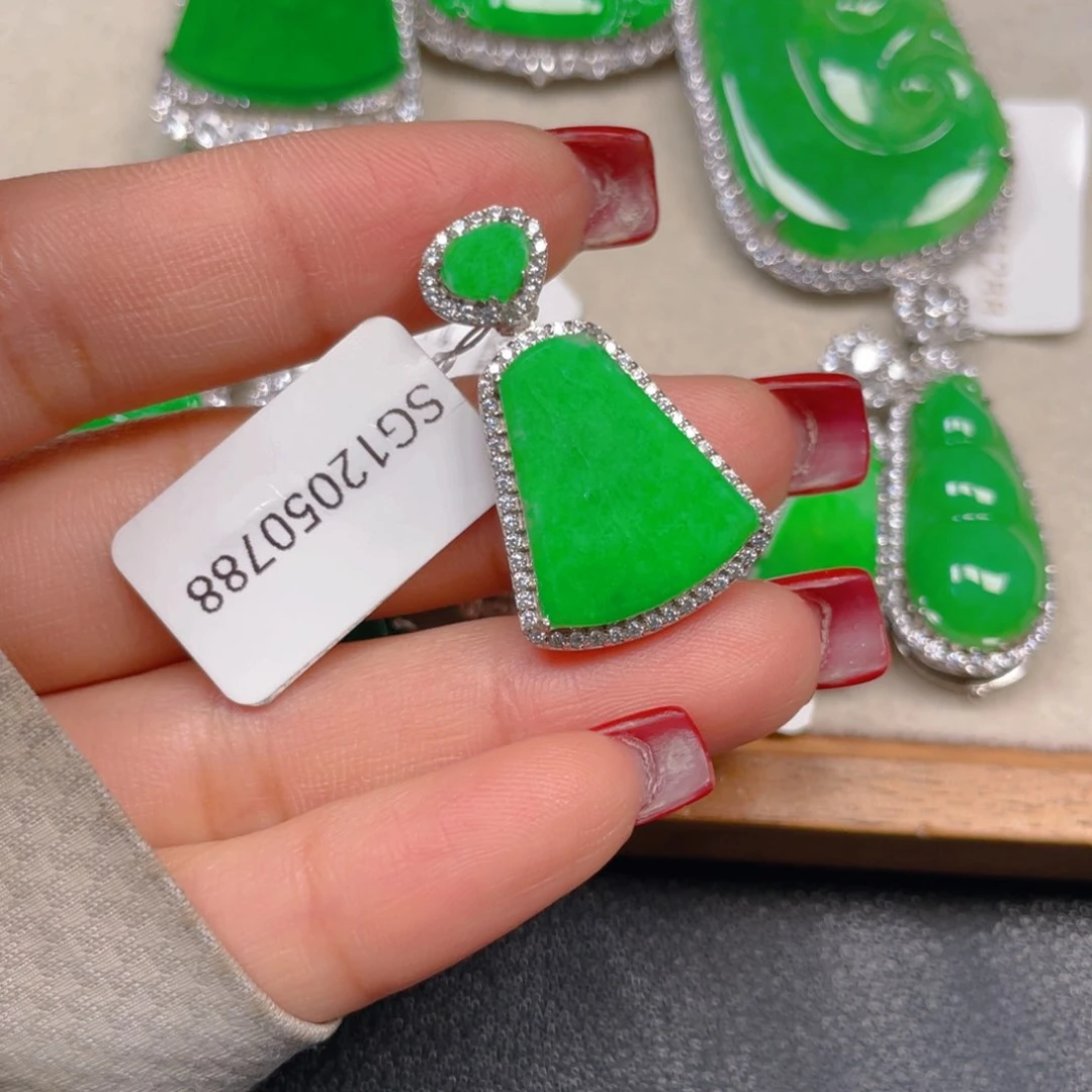 翡翠银S925镶嵌颈饰