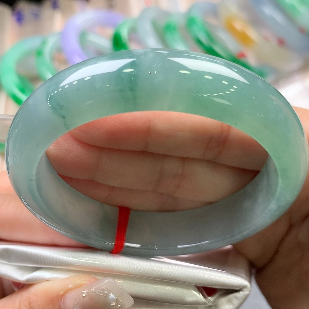 翡翠未镶嵌手镯56正圈