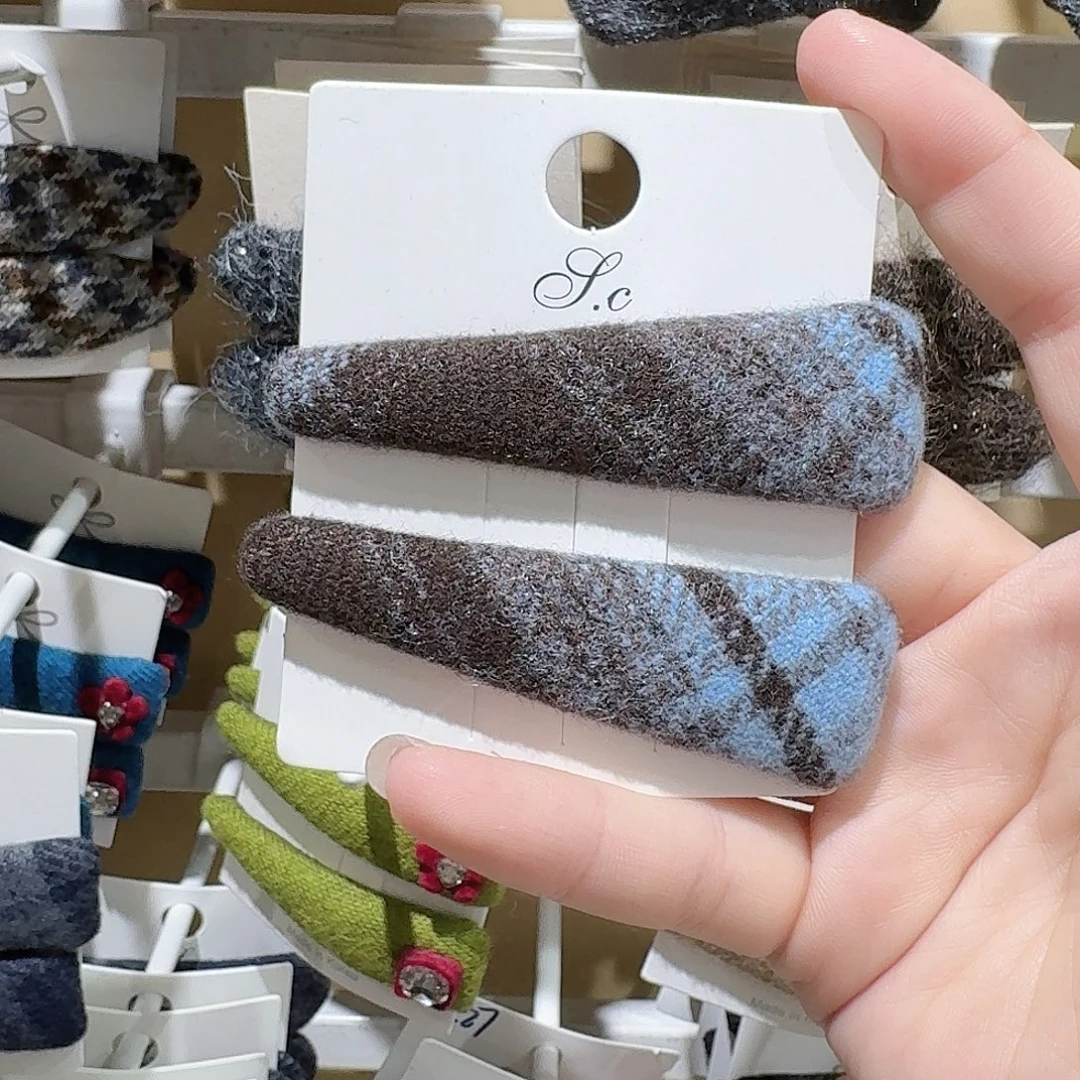 非金属布艺浅蓝三角拜拜
